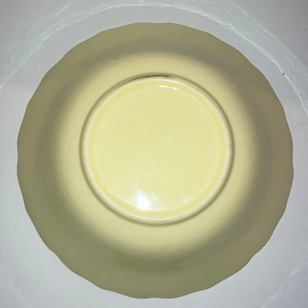 Vintage Faint Yellow Serving Bowl with Cottage Window‎ Design